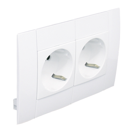 Doble Base Schuko Modular para Canales con Tapa L75 - 4 Módulos